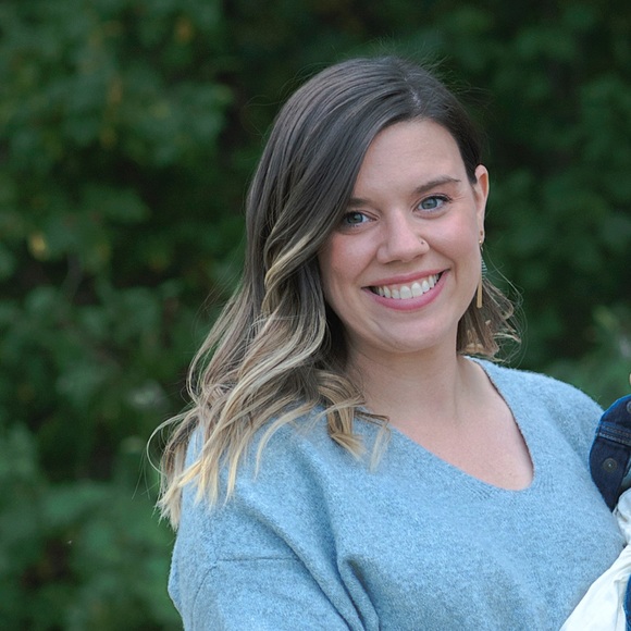 Meet your Posher, Rebecca - Picture 1 of 1